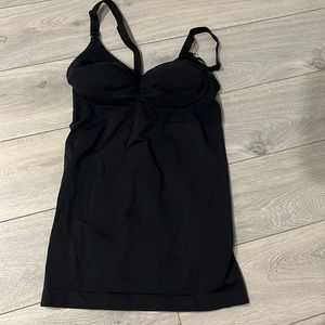 Medela nursing tank